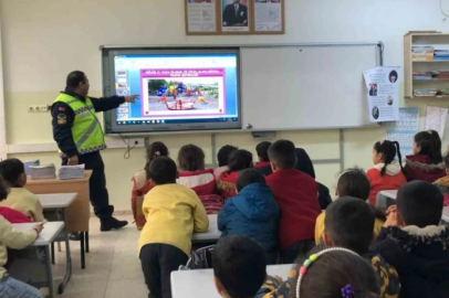 Gaziantep’te jandarma’dan öğrencilere trafik eğitimi