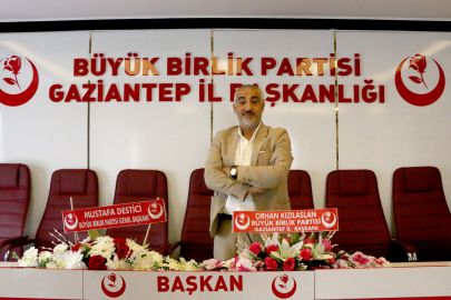 Büyük Birlik Partisi Gaziantep İl Başkanı Kızılaslan, Cumhuriyet Bayramı'nı kutladı