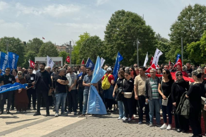 Gaziantep’te şiddete karşı öğretmenler basın açıklaması yaptı