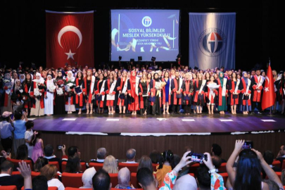 GAÜN Sosyal Bilimler MYO’da diploma heyecanı