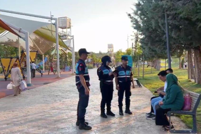 Gaziantep'te Jandarma yaya devriyesi görev başında