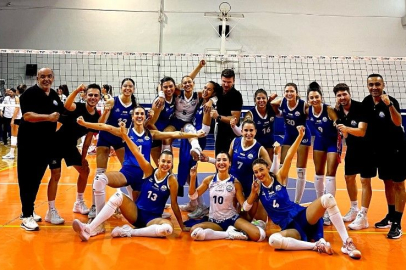 Merinos Voleybol deplasmanda kazandı