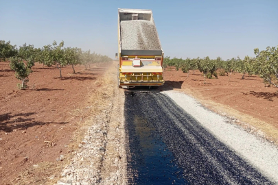 Kırsal mahallelerdeki yol sorunu Nizip Belediyesiyle çözüme kavuşuyor