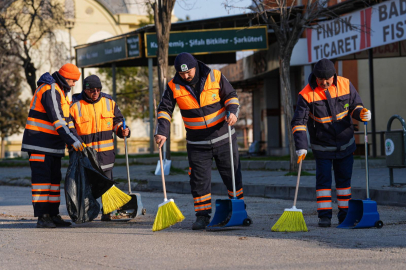 Şehitkamil Belediyesi’nden Küsget Sanayi Bölgesinde Örnek Temizlik Çalışması