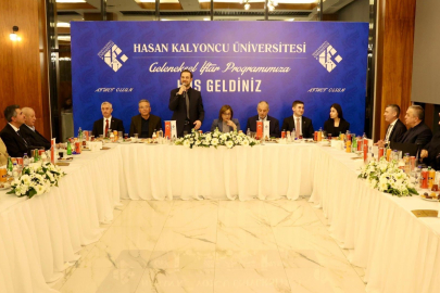 HKÜ ailesi geleneksel iftar programında buluştu